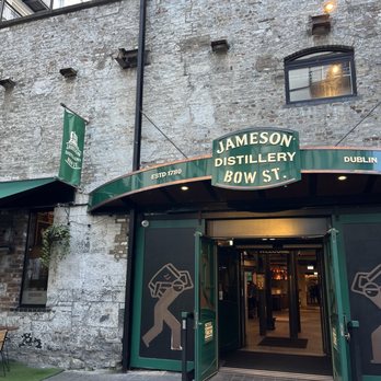 Jameson Distillery Bow St - Museums Near Me - Dublin, D