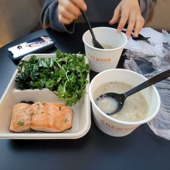 Erewhon - Grocery Near Me - Santa Monica, California