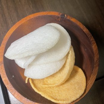 Thai Taste - Prawn crackers - Thai Near Me - London, XGL Thai Taste - Prawn crackers - Thai Near Me - London, XGL