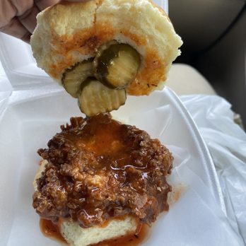 H&H Soul Food Restaurant - Jimmy Hall - American Near Me - Macon, Georgia