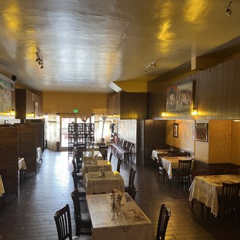 Asmara Restaurant - Dining area - Ethiopian Near Me - Oakland, California