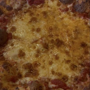 Pinthouse Pizza - Brewpubs Near Me - Round Rock, Texas