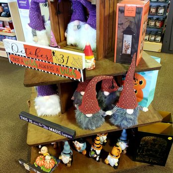 Werner's Hallmark Shop - Cards & Stationery Near Me - Perrysburg, Ohio