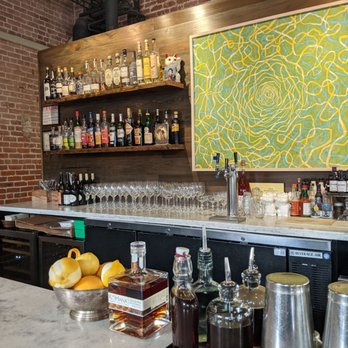 Fete - Bar - New American Near Me - Honolulu, Hawaii