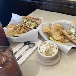 Gus's Deli