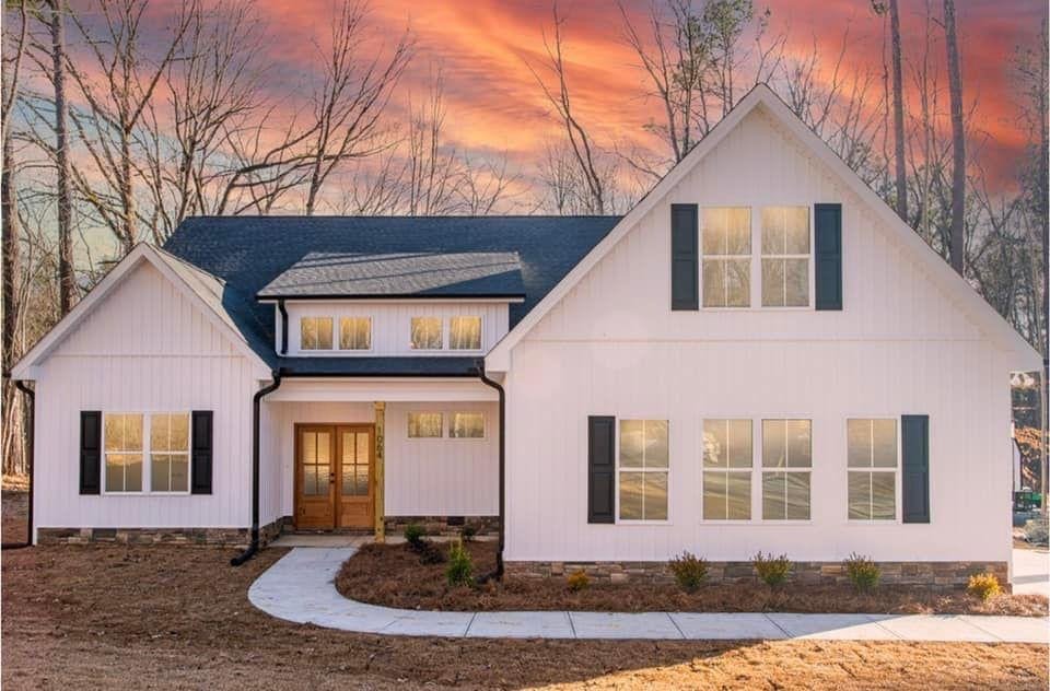 Slide of Clear View Builders