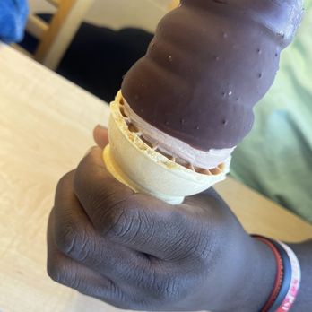 Dairy Queen Grill & Chill - Dipped Cone - Ice Cream & Frozen Yogurt Near Me - Raytown, Missouri