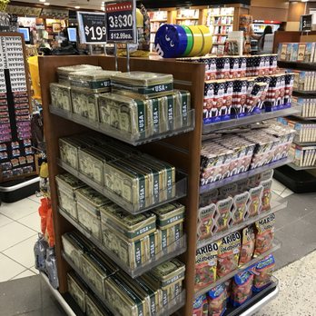 does hudson news sell cigarettes HUDSON NEWS - Updated May 2026 - 13 Photos & 22 Reviews - Terminal 4,  Jamaica, New York - Newspapers & Magazines