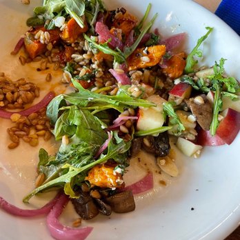 Good Lookin' - Good looking bowl - Breakfast & Brunch Near Me - Omaha, Nebraska Good Lookin' - Good looking bowl - Breakfast & Brunch Near Me - Omaha, Nebraska