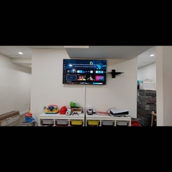Brooklyn Tv Guys - Tv and PS5 shelve on the side - Home Theatre Installation Near Me - Brooklyn, New York Brooklyn Tv Guys - Tv and PS5 shelve on the side - Home Theatre Installation Near Me - Brooklyn, New York