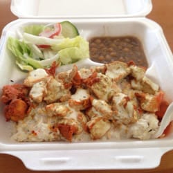 Royal Chicken & Gyro - Chicken over rice