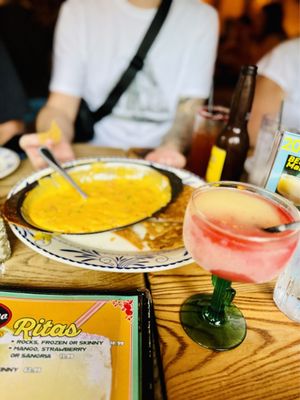 El Tiempo Cantina by null