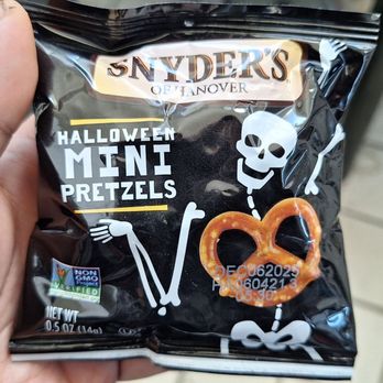 Ralphs - Snyder's mini pretzels from snacks section - Grocery Near Me - Corona, California Ralphs - Snyder's mini pretzels from snacks section - Grocery Near Me - Corona, California