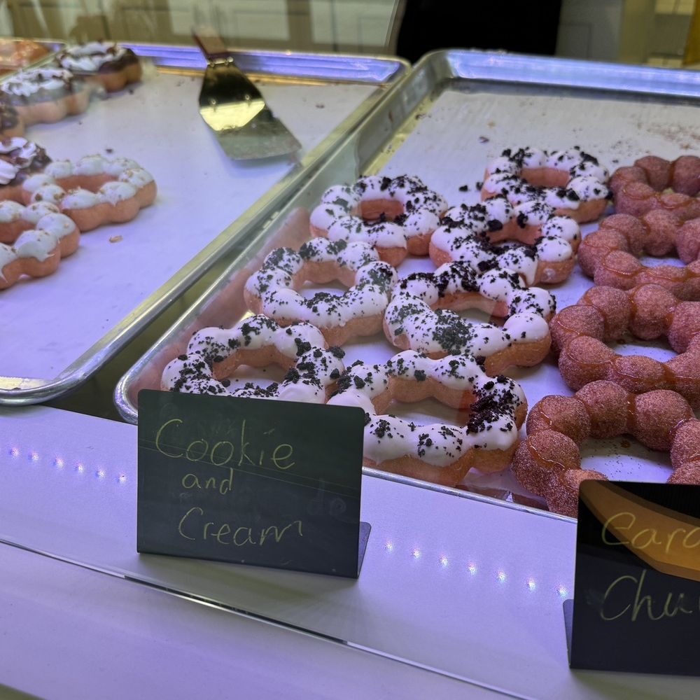TOP 10 BEST Cream Puffs near Shorewood, Seattle, WA 98146
