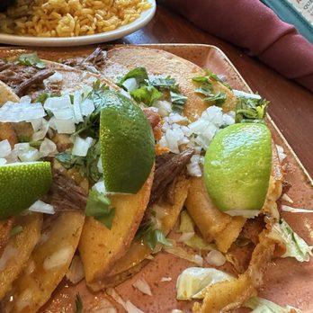 Guapo's Cocina & Bar - Birria Tacos - Mexican Near Me - Gaithersburg, Maryland Guapo's Cocina & Bar - Birria Tacos - Mexican Near Me - Gaithersburg, Maryland