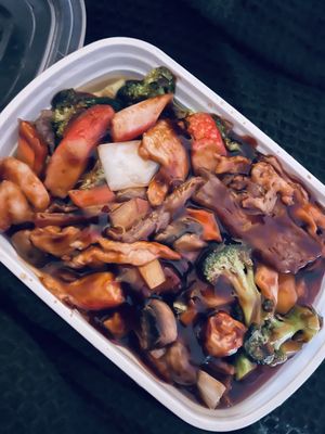 Szechuan Kitchen by null
