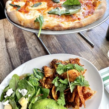 Starbelly - Chilaquiles and margarita pizza - New American Near Me - San Francisco, California