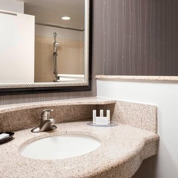 Courtyard by Marriott Columbia - Hotels Near Me - Columbia, Missouri