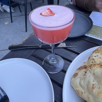 Pi Bar - Mocktail - Pizza Near Me - Woodbridge, California