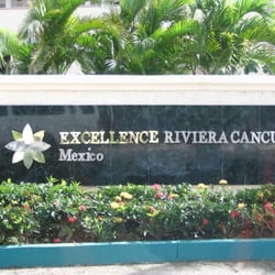 Excellence Riviera Cancún - Sign in front of the Resort