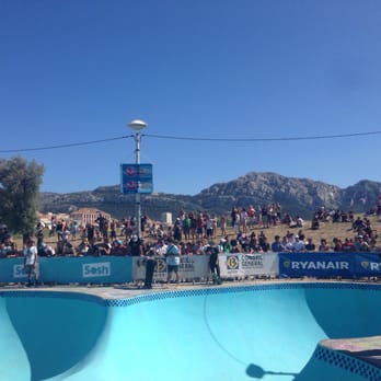 Skatepark - Bowl - Skate Parks Near Me - Marseille, 13