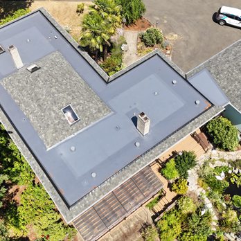 HER Roofing - Duro-Last PVC Charcoal with Malarkey Legacy Storm grey
New Skylights - Roofing Near Me - Portland, Oregon HER Roofing - Duro-Last PVC Charcoal with Malarkey Legacy Storm grey
New Skylights - Roofing Near Me - Portland, Oregon