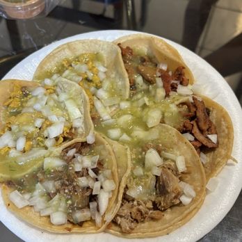 El Toro De Oro - Chicken, alpastor, carnitas, birria - Tacos Near Me - Westminster, California