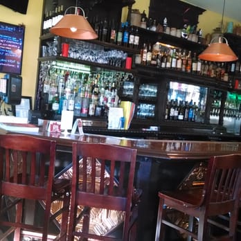 BrewRiver Creole Kitchen - Vintage bar - Gastropubs Near Me - Cincinnati, Ohio