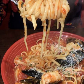 Carrabba's Italian Grill - Linguine Pescatore - Italian Near Me - Metairie, Louisiana