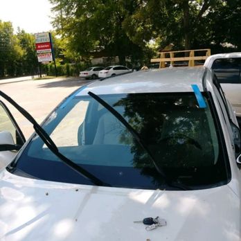 Auto Glass Shop - Windshield replacement - Windshield Installation & Repair Near Me Auto Glass Shop - Windshield replacement - Windshield Installation & Repair Near Me