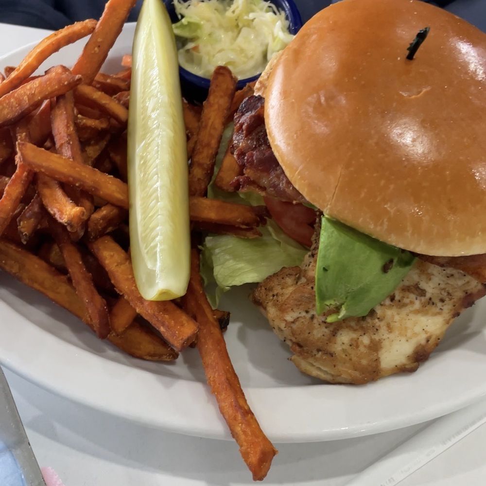 Van Dorn Diner - Grilled Chicken Sandwich and Sweet Potato Fries - Diners Near Me - Alexandria, Virginia Van Dorn Diner - Grilled Chicken Sandwich and Sweet Potato Fries - Diners Near Me - Alexandria, Virginia