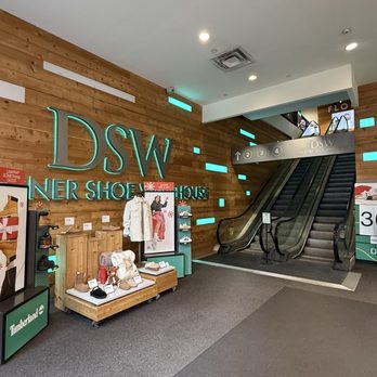 does dsw sell air force ones