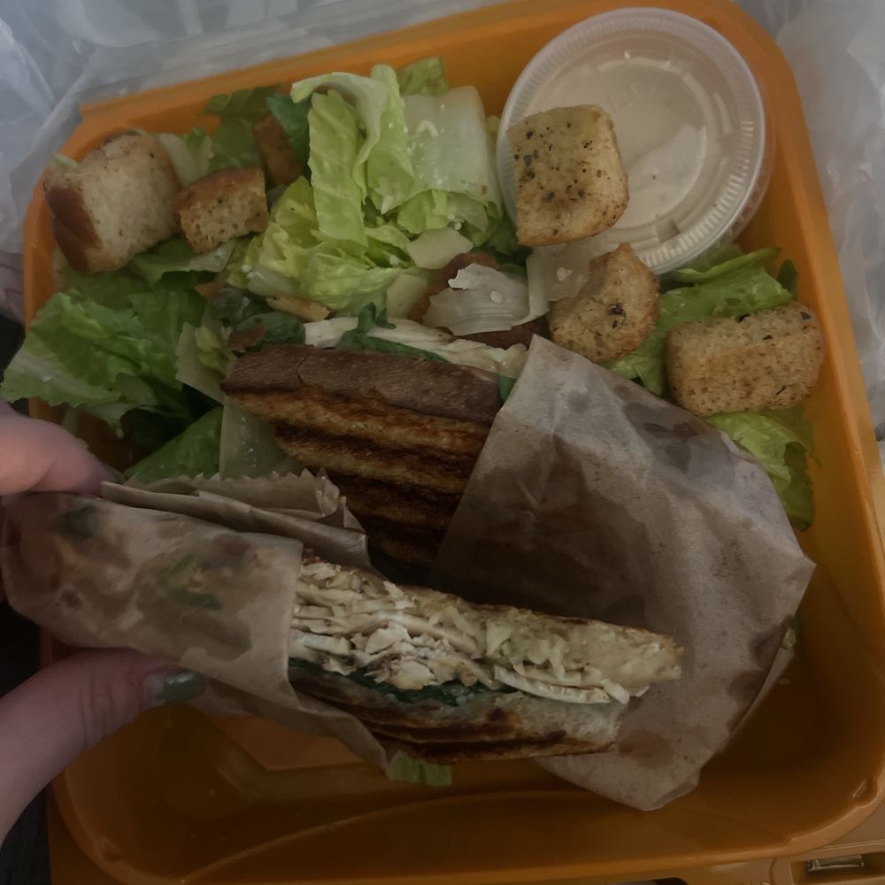 Main Street Pizza & Cafe - Chicken Pesto Panini - Cafes Near Me - Irvine, California Main Street Pizza & Cafe - Chicken Pesto Panini - Cafes Near Me - Irvine, California