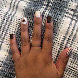Epic Nail Spa - There's only two designs