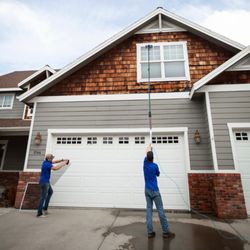 Gallatin Gleam - Bozeman's favorite Window window cleaning service