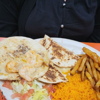 Taqueria Mexico - Shrimp quesadellias - Mexican Near Me - San Antonio, Texas