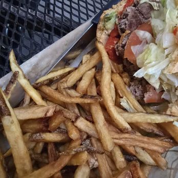 Brews - A Taphouse and Gourmet Burger Joint - Gaslamp burger - American Near Me - Chandler, Arizona Brews - A Taphouse and Gourmet Burger Joint - Gaslamp burger - American Near Me - Chandler, Arizona