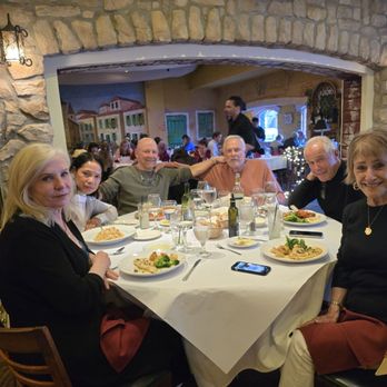 Oliva Trattoria - Great get together - Pizza Near Me - Sherman Oaks, California