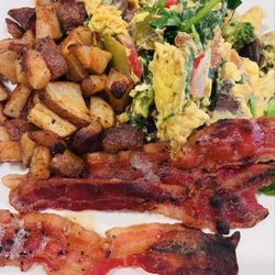 Hattie Mae’s Southern Kitchen