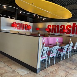 Smashburger - Seating!