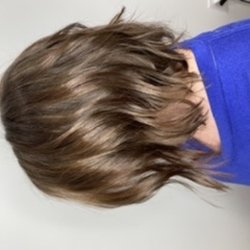 Liz Murphy Rosie Girl Studio - Bob haircut with subtle highlights