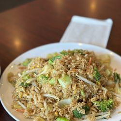 Vietnamese Noodle House - Fried Rice  IG: ea_yelpelite