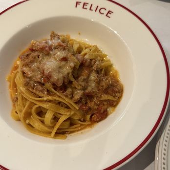 Felice West Palm Beach - Fettuccine alla Bolognese - Italian Near Me - West Palm Beach, Florida Felice West Palm Beach - Fettuccine alla Bolognese - Italian Near Me - West Palm Beach, Florida