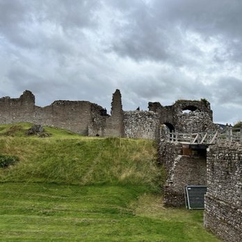 Urquhart Castle - Castles Near Me - Inverness-shire, HLD