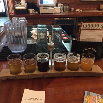Woody's Brewing - New American Near Me - Redding, California