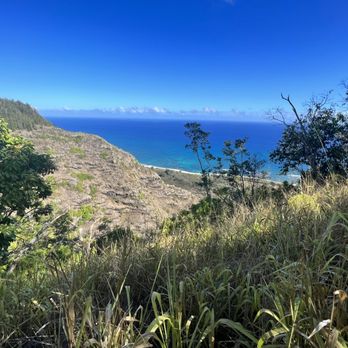 Kealia Trail - Love these views of Moke's! - Hiking Near Me