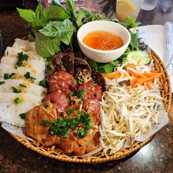 Pho Vietnam - Combo tray - Vietnamese Near Me - Honolulu, Hawaii Pho Vietnam - Combo tray - Vietnamese Near Me - Honolulu, Hawaii