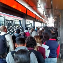 Línea 34 - En el metrobus de la estacion de liniers