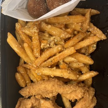 Red Barn Chicken - GARLIC FRIES - Fast Food Near Me - Farmington, Utah Red Barn Chicken - GARLIC FRIES - Fast Food Near Me - Farmington, Utah