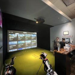 SVN2 Indoor Golf